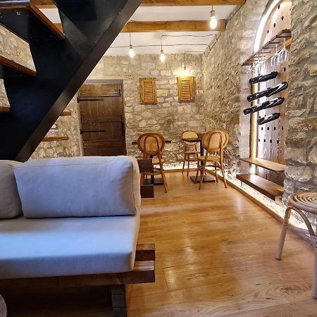 N'Gorice Hotel Berat Eksteriør billede